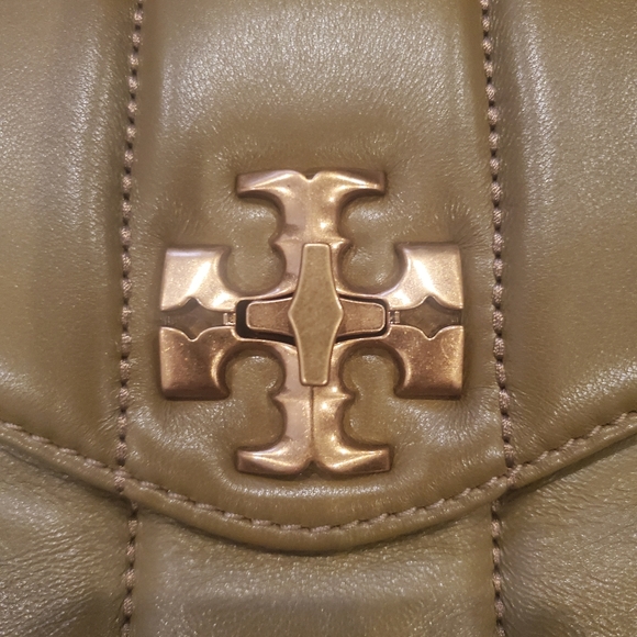 Tory Burch Kira Quilted Camera Bag in Toasted Sesame - Picture 7 of 11